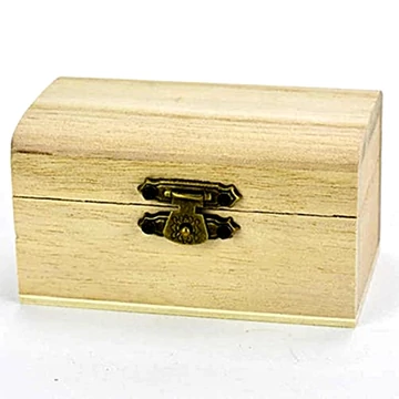 Íves tetejű dobozka, mérete: 9x5,5x5,3cmm