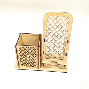 Telefon- és tolltartó, alap mérete: 17,5x8 cm, magassága: 17 cm