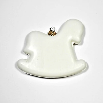 Fehér műanyag hintaló, mérete: 105x95 mm