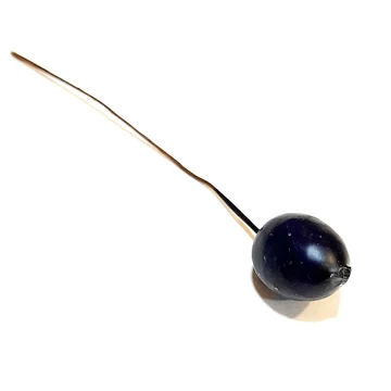 Mű aronia bogyó, drótos. Bogyó mérete: 1,5x2 cm, hossza: 11 cm