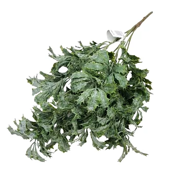 Műzöld, ilex csokor, 5 ágú. Mérete: kb. 40 cm.