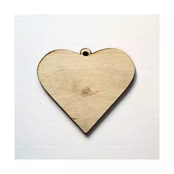 Natúr fa rusztik szív, mérete: 10x9 cm