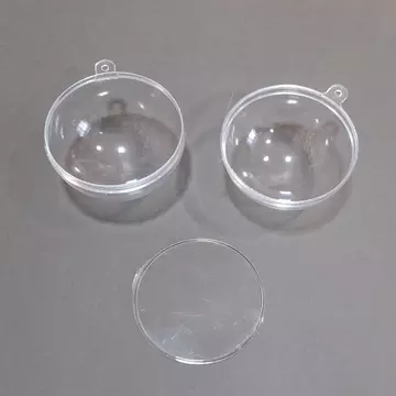 Átlátszó műanyag gömb, 3 részes. Mérete: 6 cm
