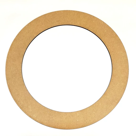 Karika, MDF. Átmérője: 30 cm, szélessége: 4 cm