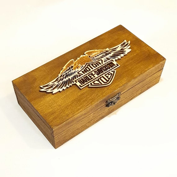 Harley Davidson feliratos, lazúrozott doboz. Mérete: 20x10x5 cm