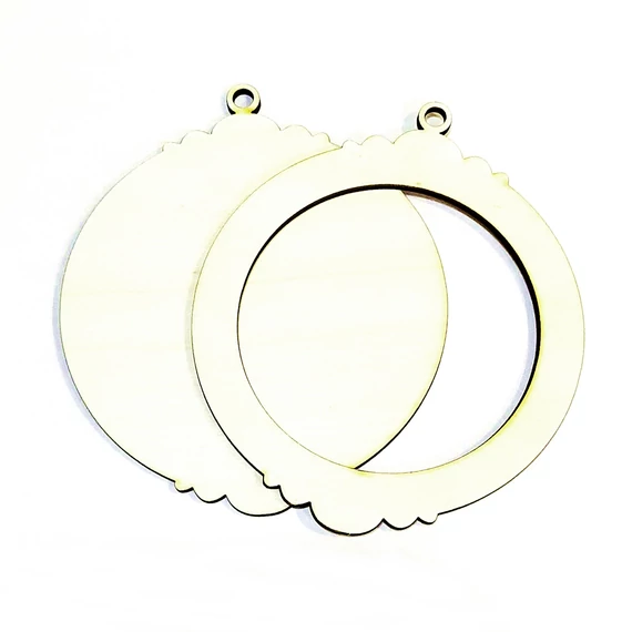 Két részes karácsonyfadisz, külső mérete: 10,5x12,5 cm, belső mérete: 8 cm