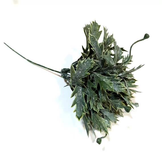 Téli műzöld pikk, mérete: kb. 24 cm