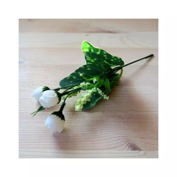 Fehér rózsabimbó csokor, 3 bimbó/cs.