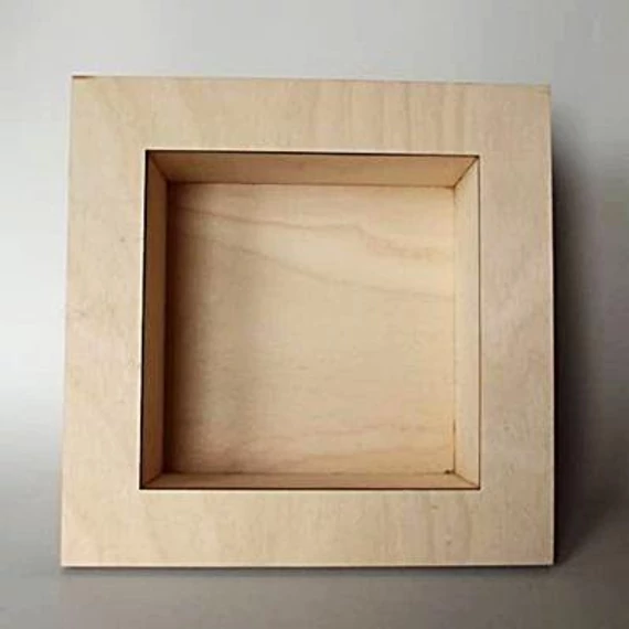 Natúr fa 3D keret. Mérete: 205x205x40 mm, nyílás mérete: 148x148x40mm