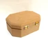 Hosszúkás hatszögletű MDF doboz, mérete: 175x125x7 mm